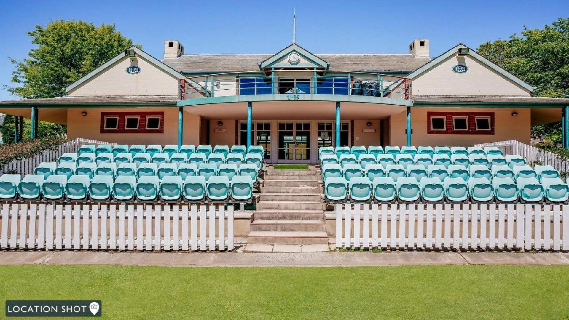 Canary * Bowral